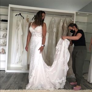BN Wedding dress